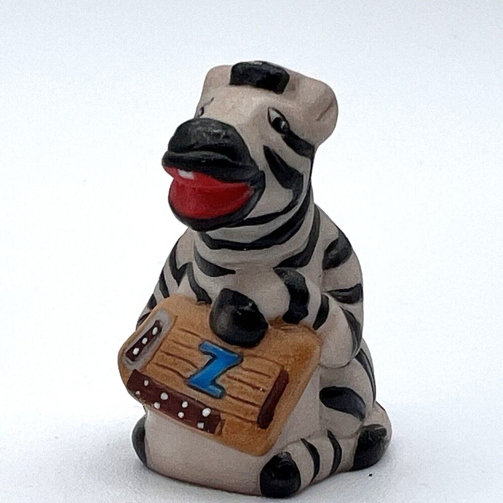 Vtg Franklin Mint Animal Alphabet Z Figurine Richard Walz Zebra Zither 1.5"